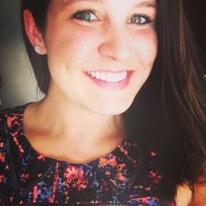 Meet your Posher, Abbie